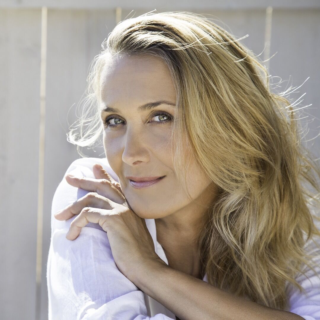 Catherine B.Reed – Audio Books, Best Sellers, Author Bio | Audible.com