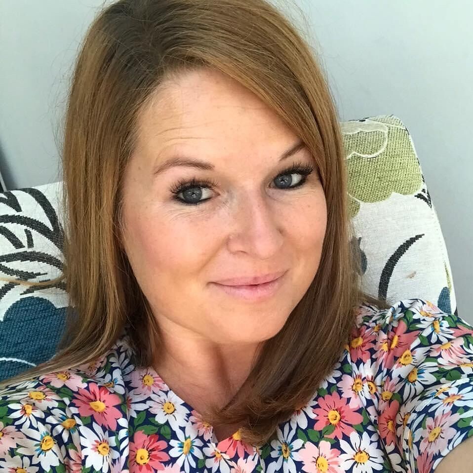 Sarah Roberts – Audio Books, Best Sellers, Author Bio | Audible.com