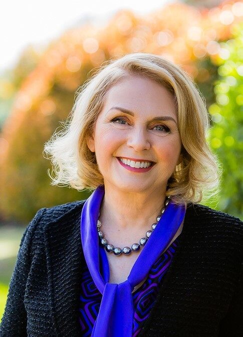 Сьюзен фаулер. Сьюзан фаулер мотивация. Франческа фаулер. Сьюзан фаулер мотивация. Сьюзен фаулер мотивация.