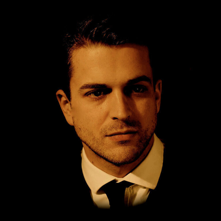 Tom Sparks Audio Books, Best Sellers, Author Bio