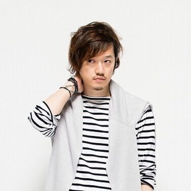 ほぼユニクロで男のオシャレはうまくいく スタメン25着で着まわす毎日コーディネート塾 Mb 本 通販