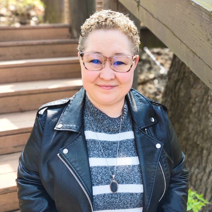 Skye Quinlan Audio Books, Best Sellers, Author Bio