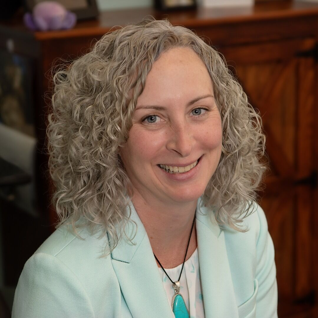 Kelly Daugherty Audio Books, Best Sellers, Author Bio