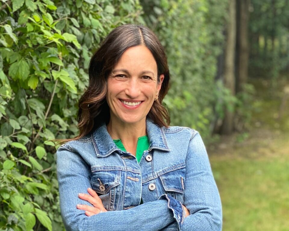 Karen moore md. карен мартин. даффин. Follow karen. карен дикс кастинг директор.