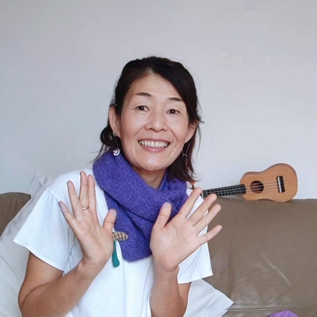 もり子 森 万里子 — AWARE-日本