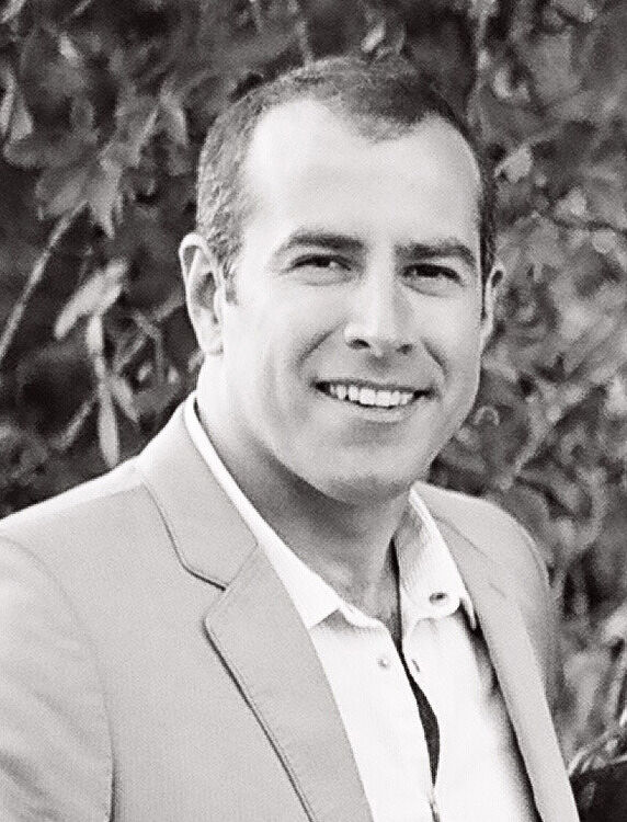 джон краудер возрождение вселенной. дон краудер адвокат. джон краудер год рождения. джон краудер. джон краудер.