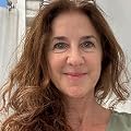 Cathi Hanauer
