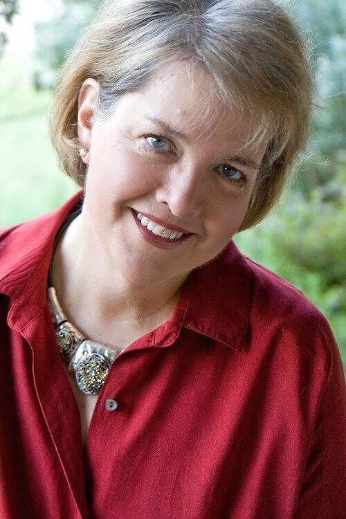 Ellen Debenport – Audiolibros, Biografía del autor | Audible.es