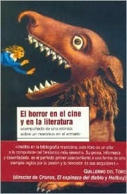El horror en el cine y en la literatura acompañado de una crónica sobre un monstruo en el armario book cover