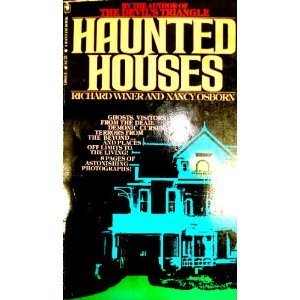 洋書 A Very Scary HAUNTED HOUSE In a Spooky Haunted House: A Pop-Up Adventure: Stern, Joel