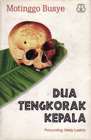 Dua Tengkorak Kepala book cover