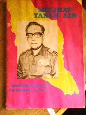Melihat Tanah Air