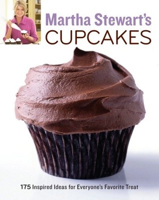 Martha Stewart's Cupcakes book cover