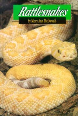 Book Rattle Snakes Rattlesnakes (Animals & the Environment) by Mary Ann McDonald | Goodreads