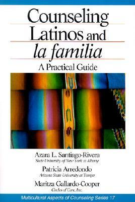 Counseling Latinos and la familia book cover