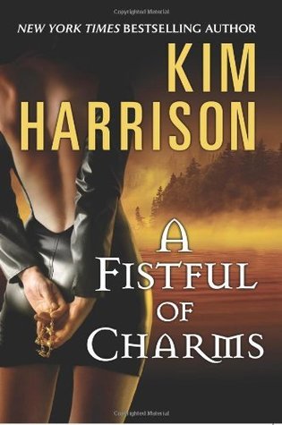 A Fistful of Charms (The Hollows, #4)