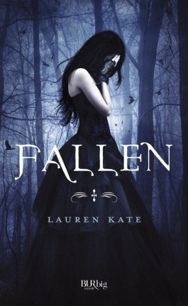 Fallen (Fallen, #1)