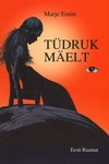 Tüdruk mäelt