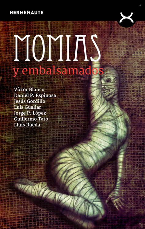 Momias y embalsamados book cover