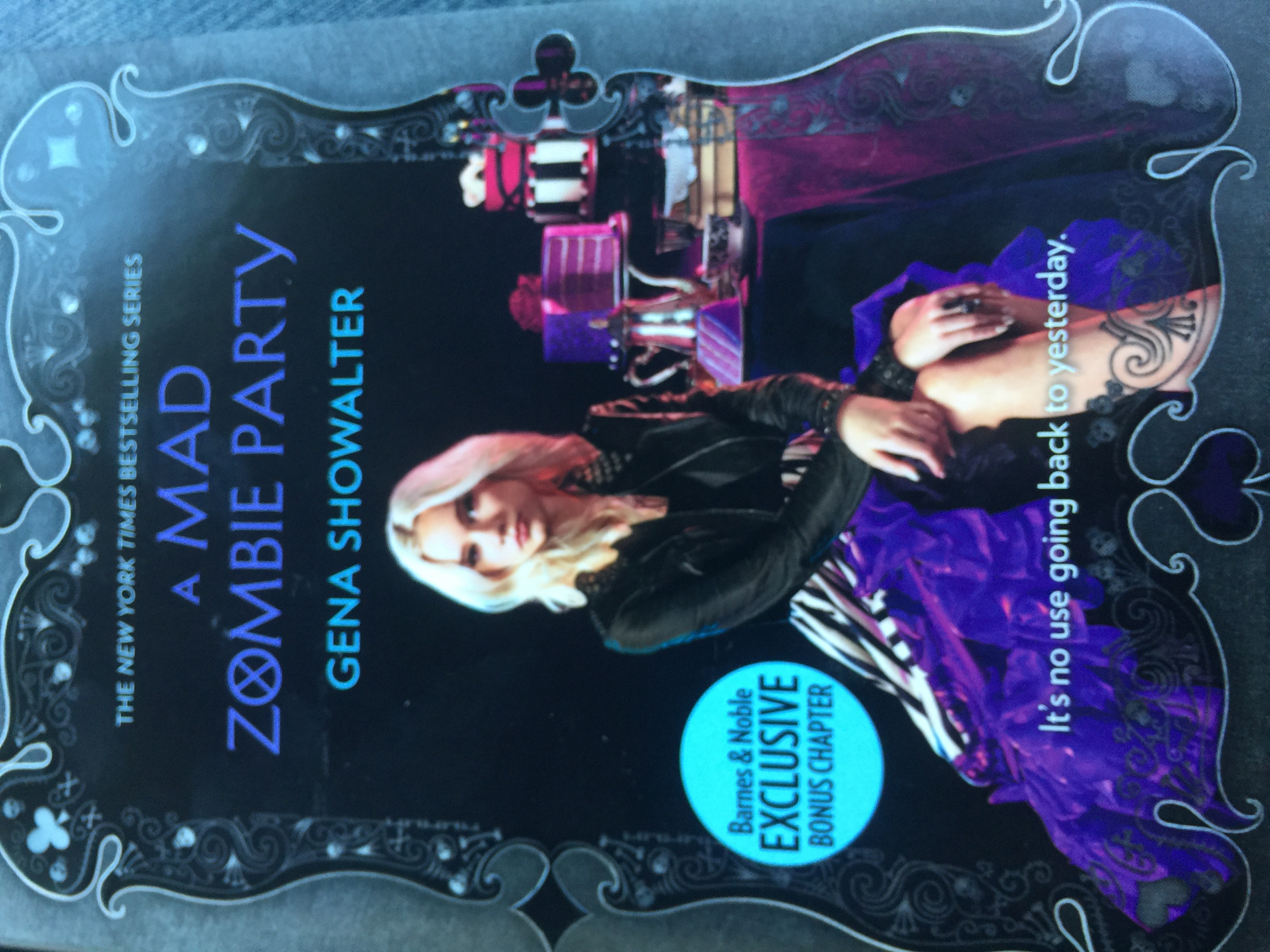A Mad Zombie Party (White Rabbit Chronicles, #4)