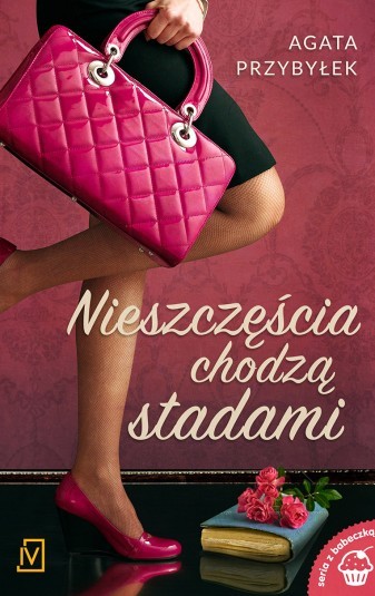 Nie zmienił się tylko blond book cover 2