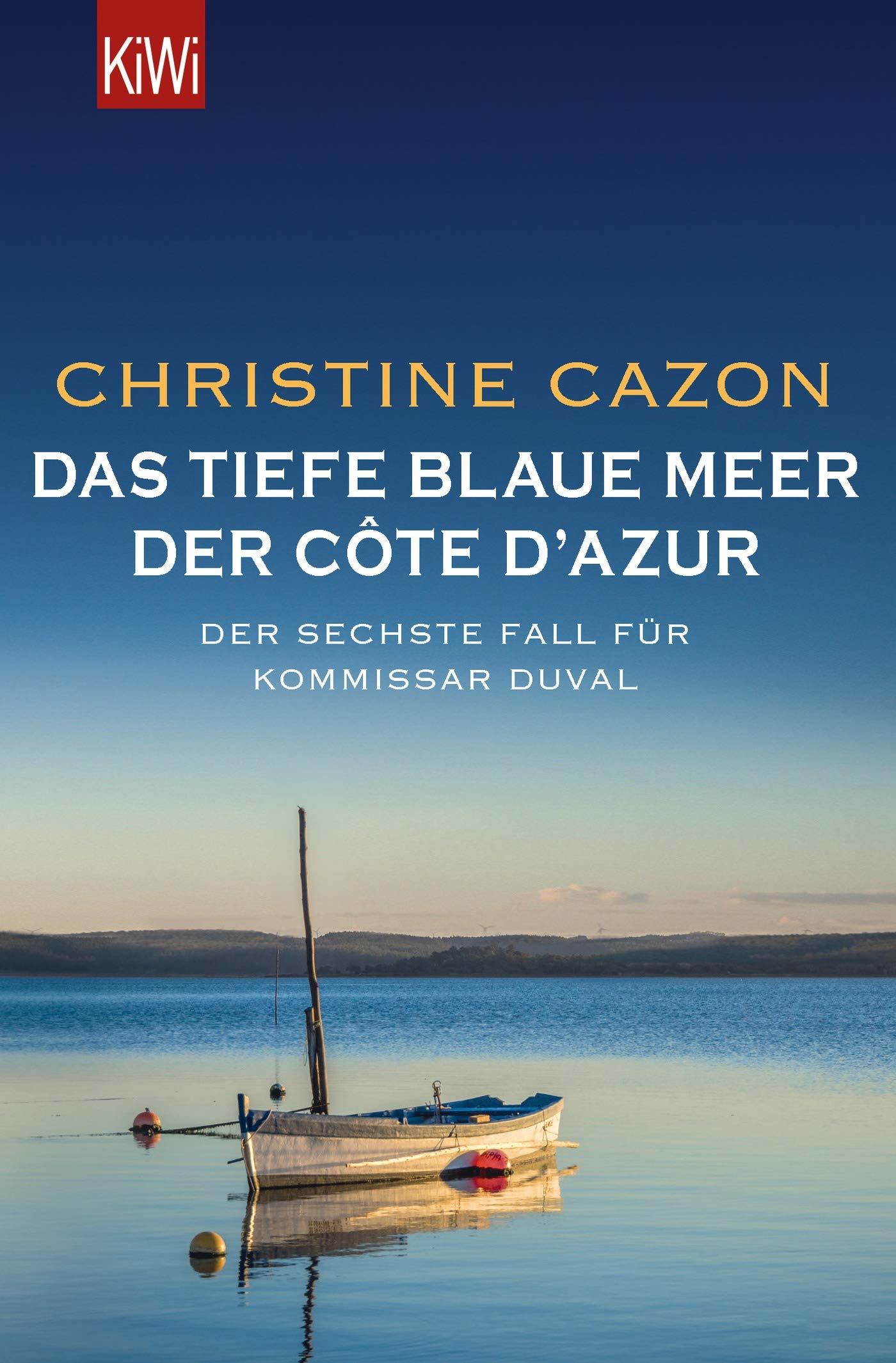 Das tiefe blaue Meer der Côte D'Azur