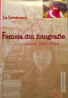 Femeia din fotografie