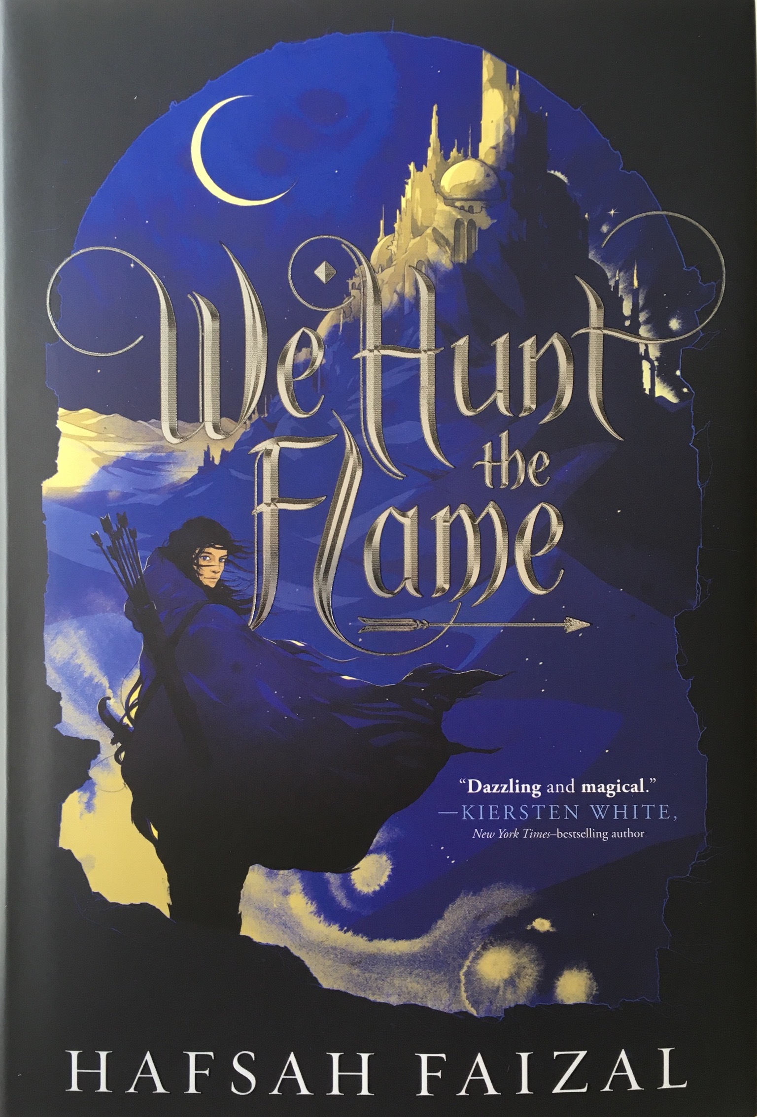 We Hunt the Flame (Sands of Arawiya, #1)