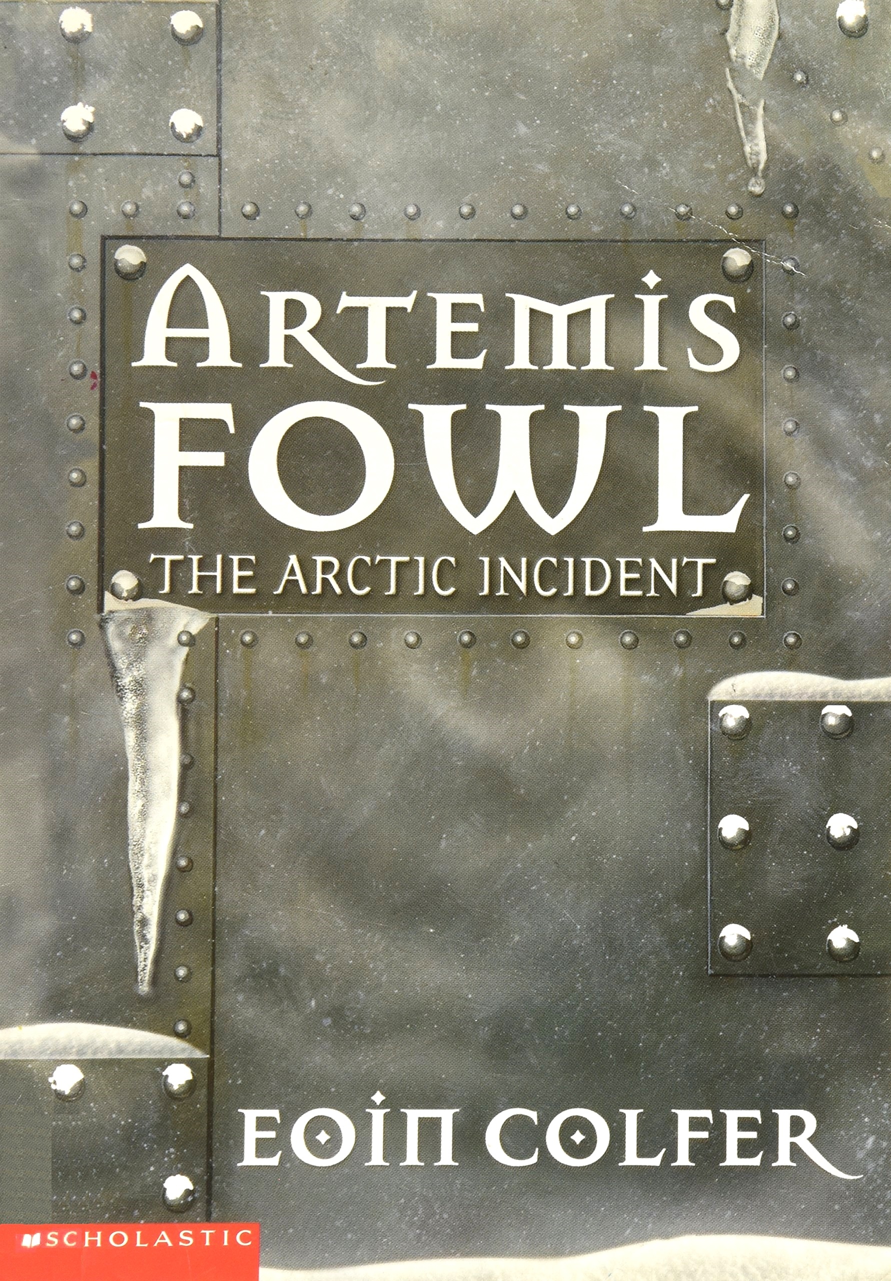 The Arctic Incident (Artemis Fowl, #2)