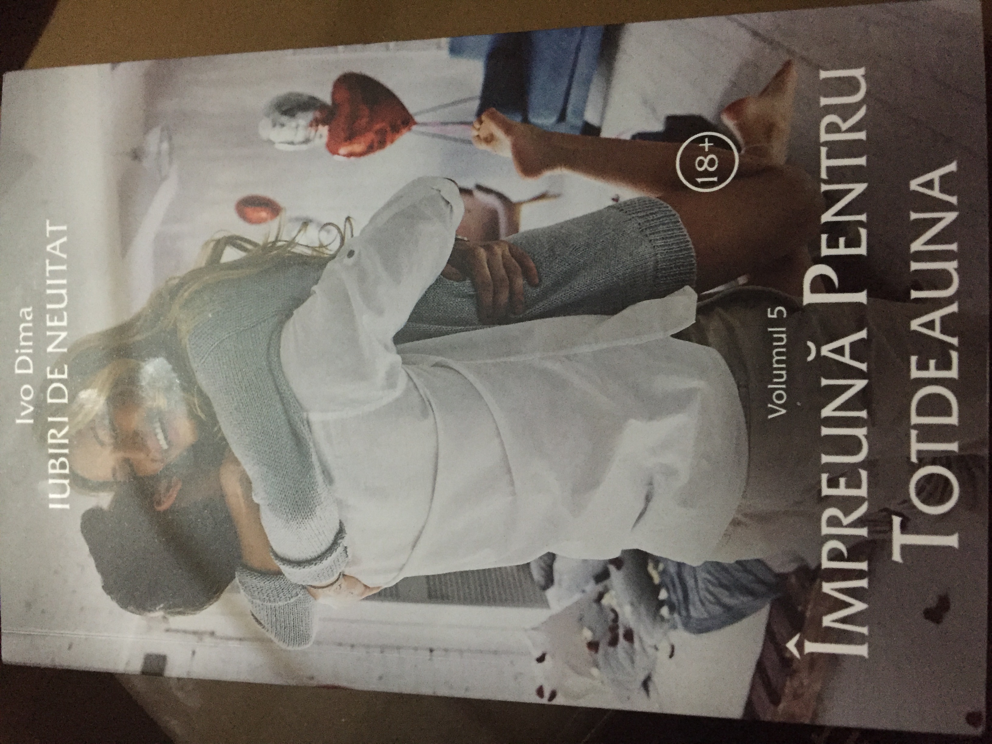 Împreună pentru totdeauna book cover