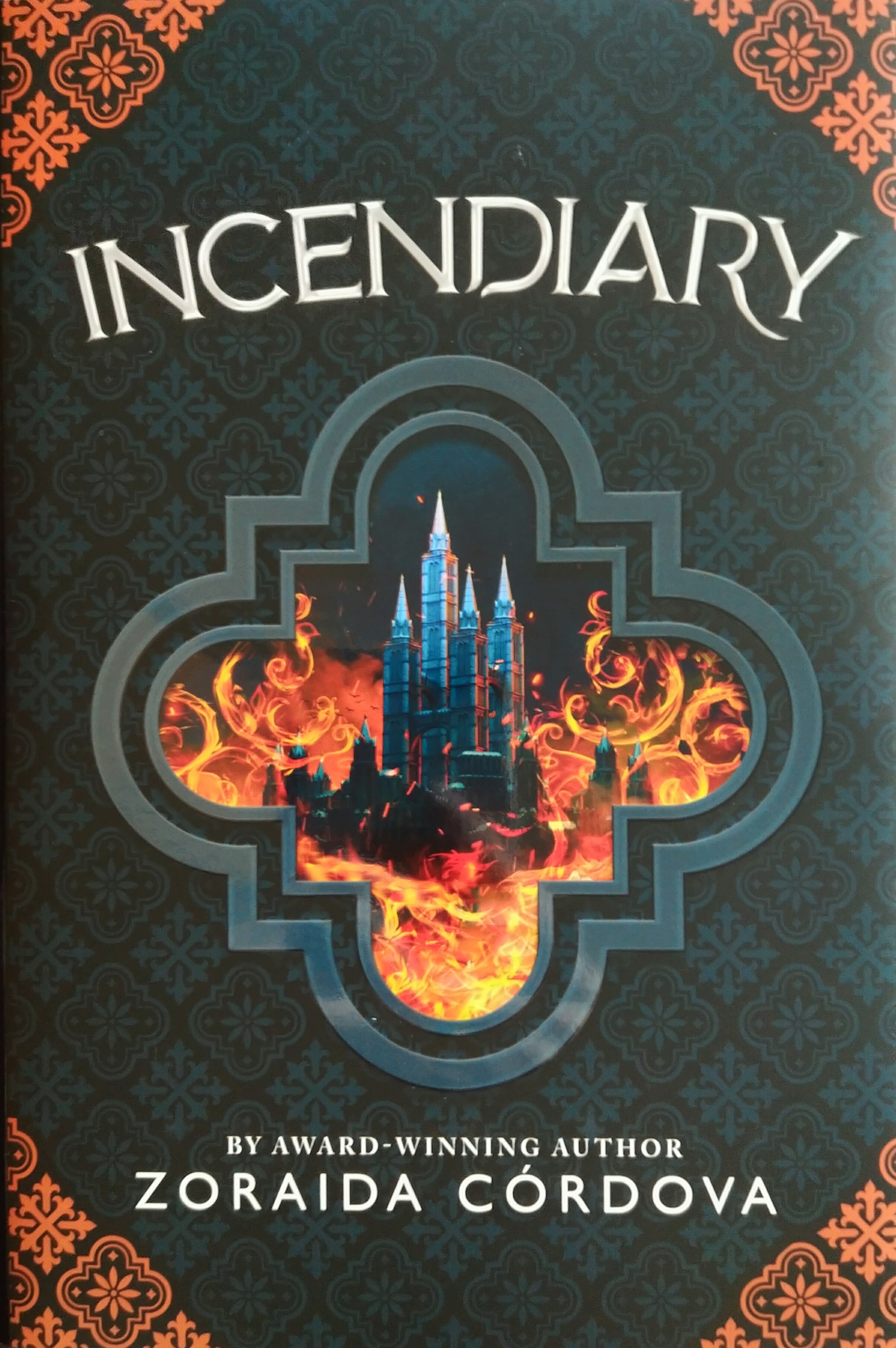 Incendiary (Hollow Crown, #1)