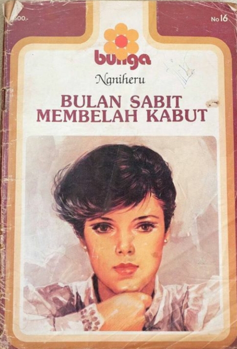 Bulan Sabit Membelah Kabut book cover