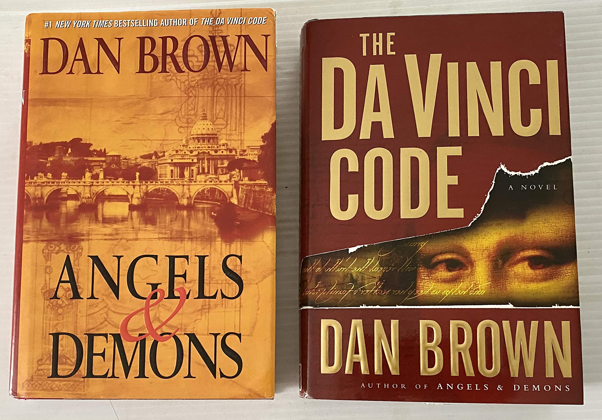Dan Brown 2-Book Set: Angels & Demons / The da Vinci Code by Dan Brown