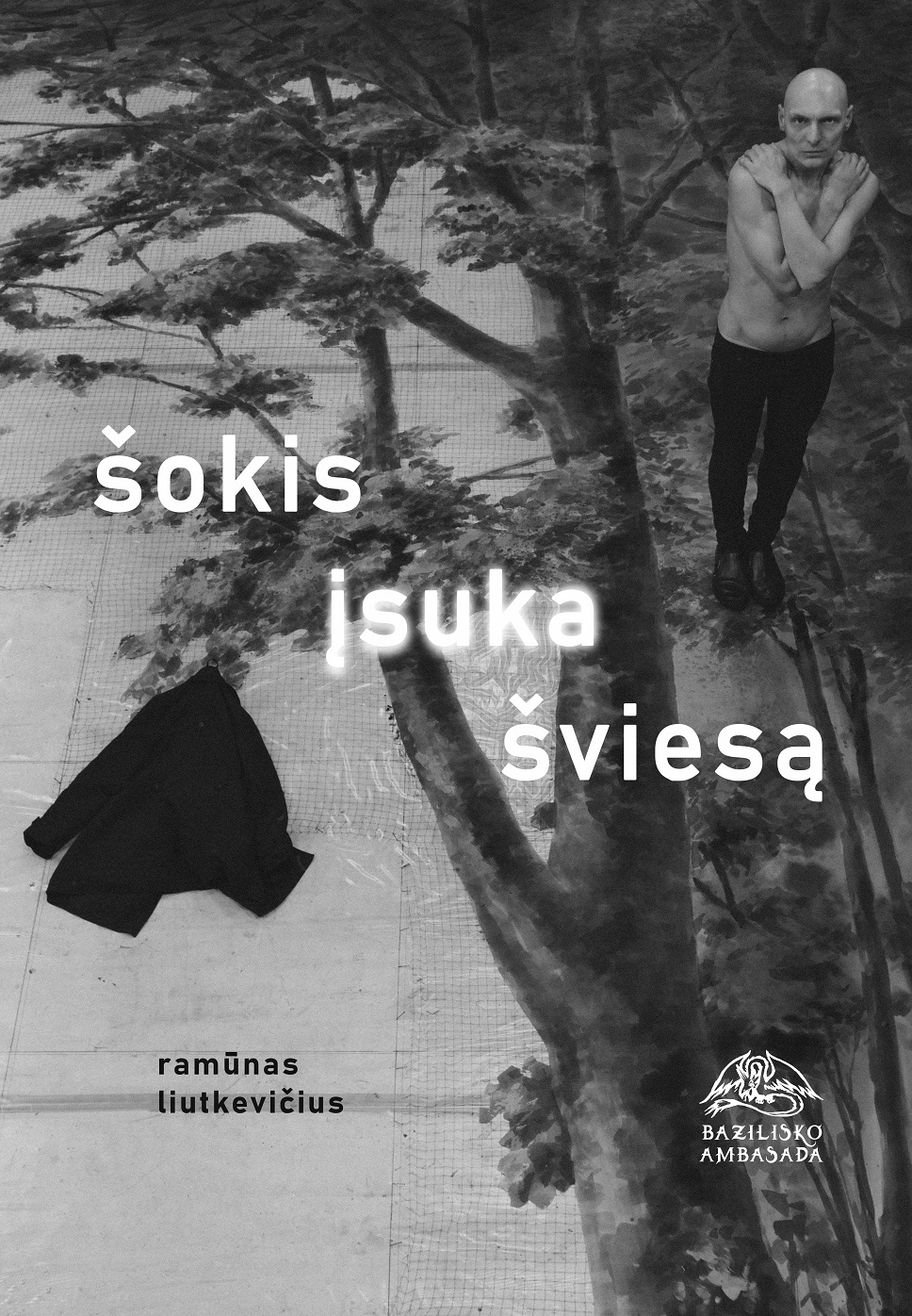 šokis įsuka šviesą