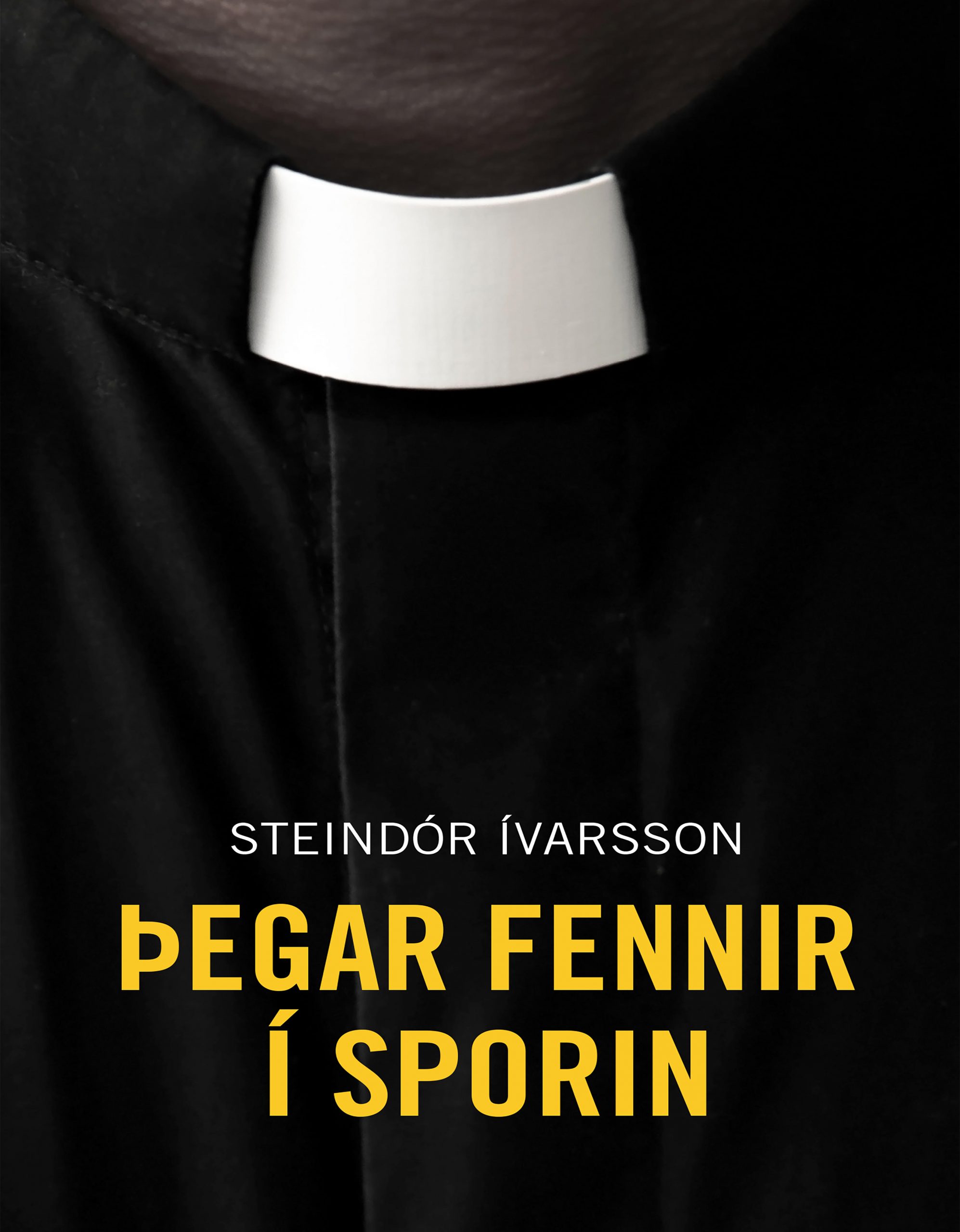 Þegar fennir í sporin