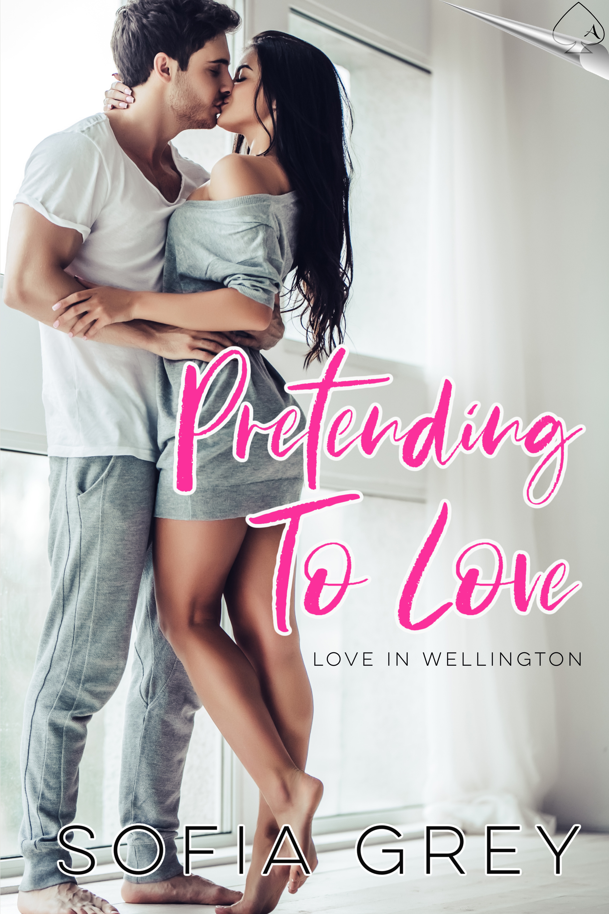 Pretending to Love book cover
