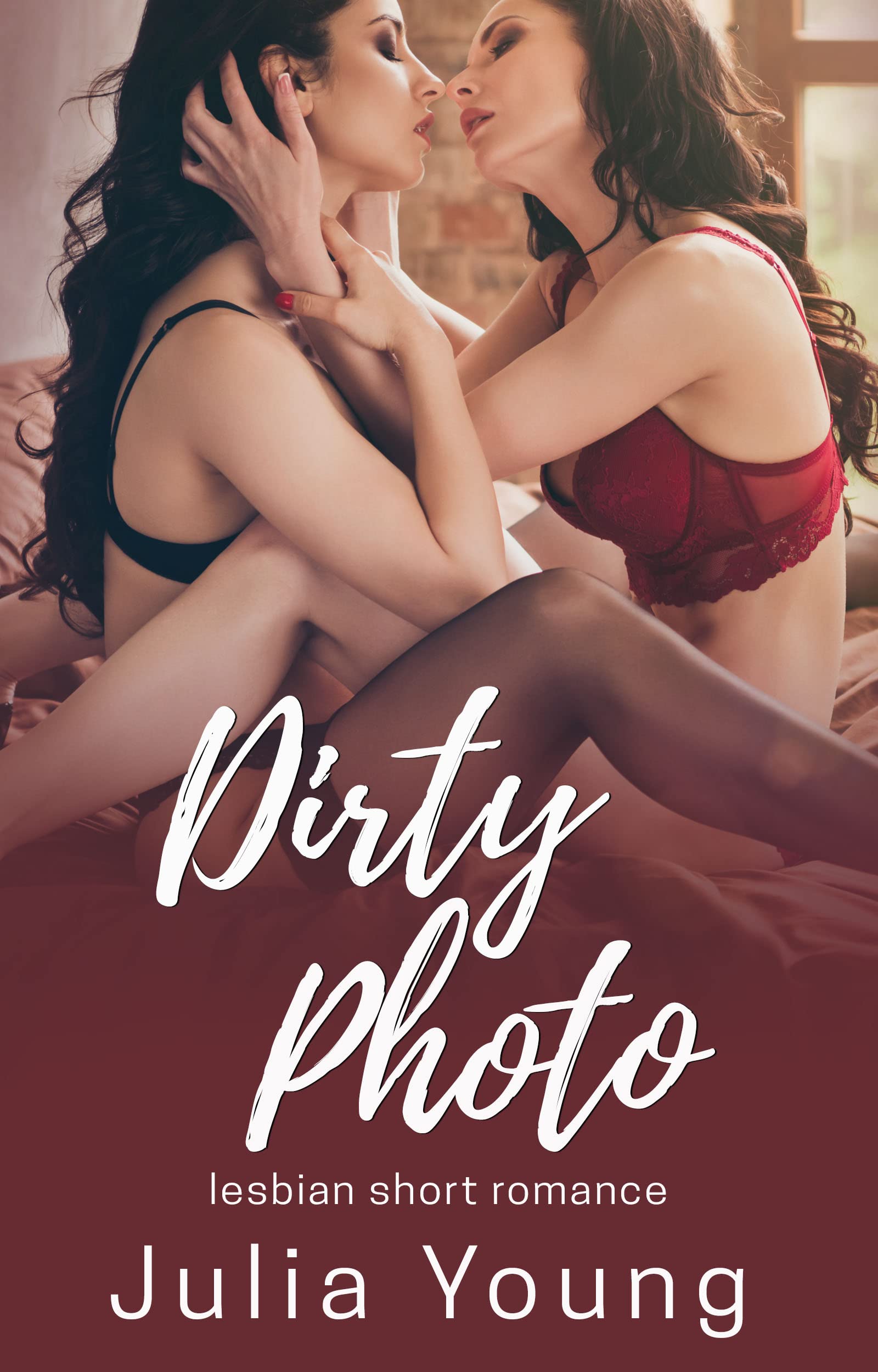 Dirty Photo: FF Lesbian First Time