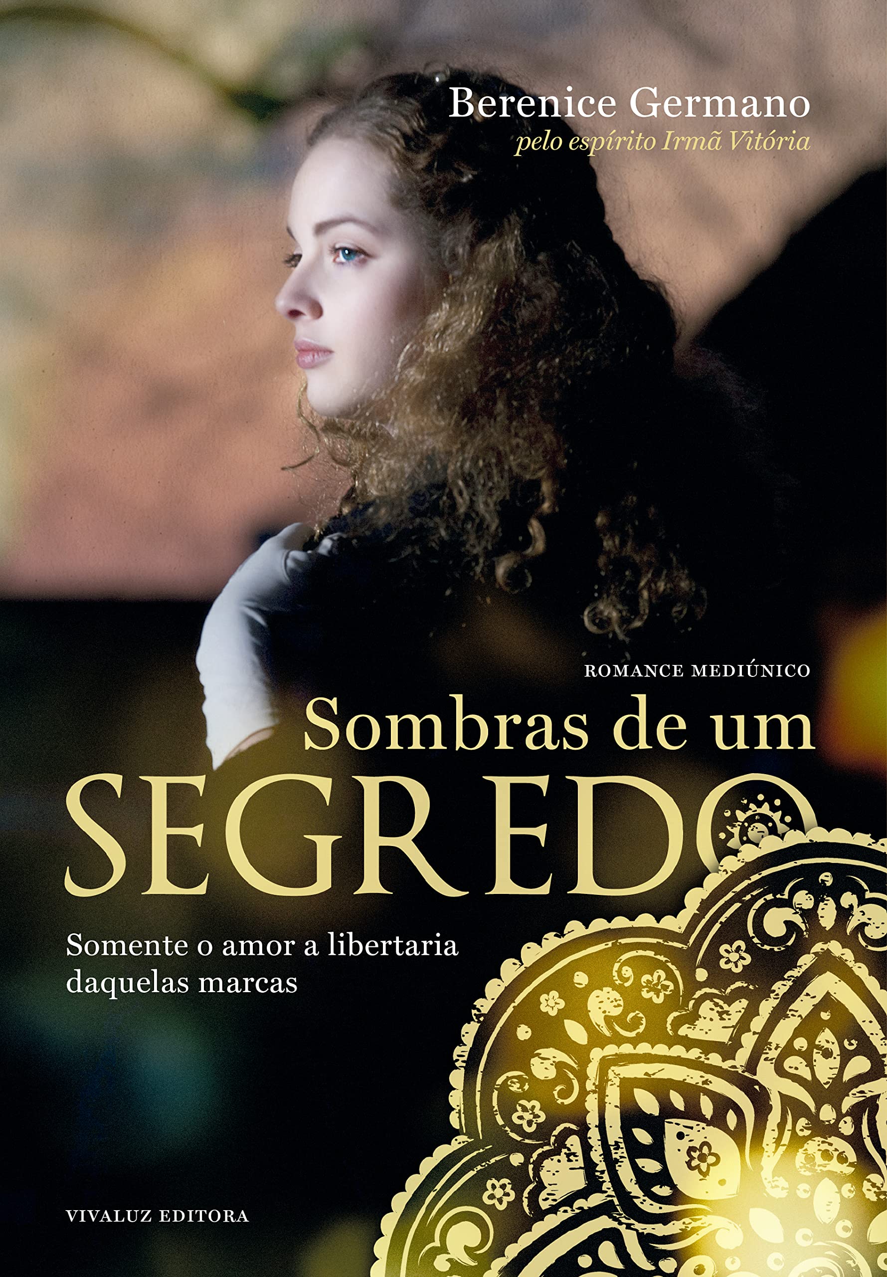 SOMBRAS DE UM SEGREDO