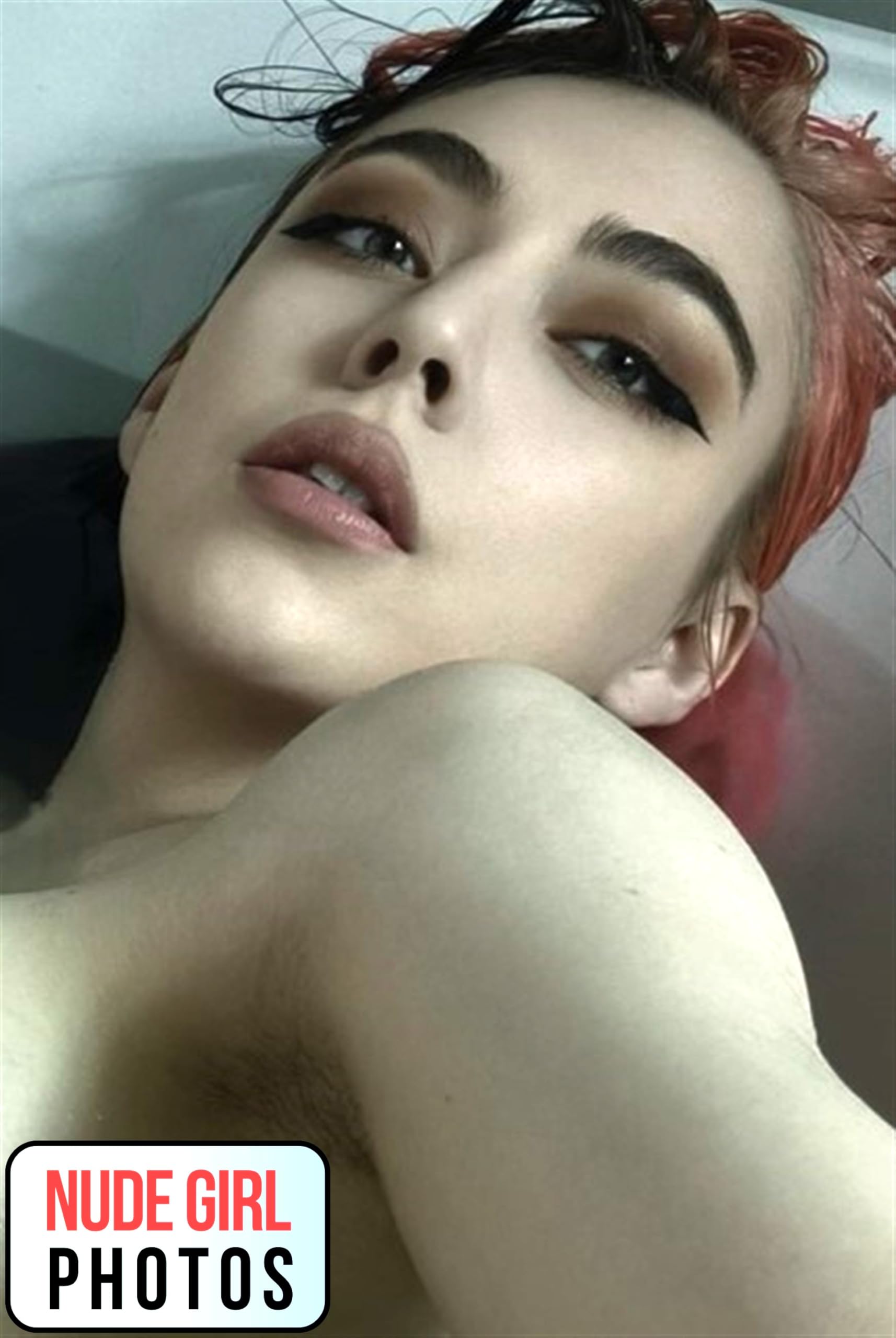 Nude Girl Photos - Erotic Photo Adult Picture Book - Naked Girl Volume 2