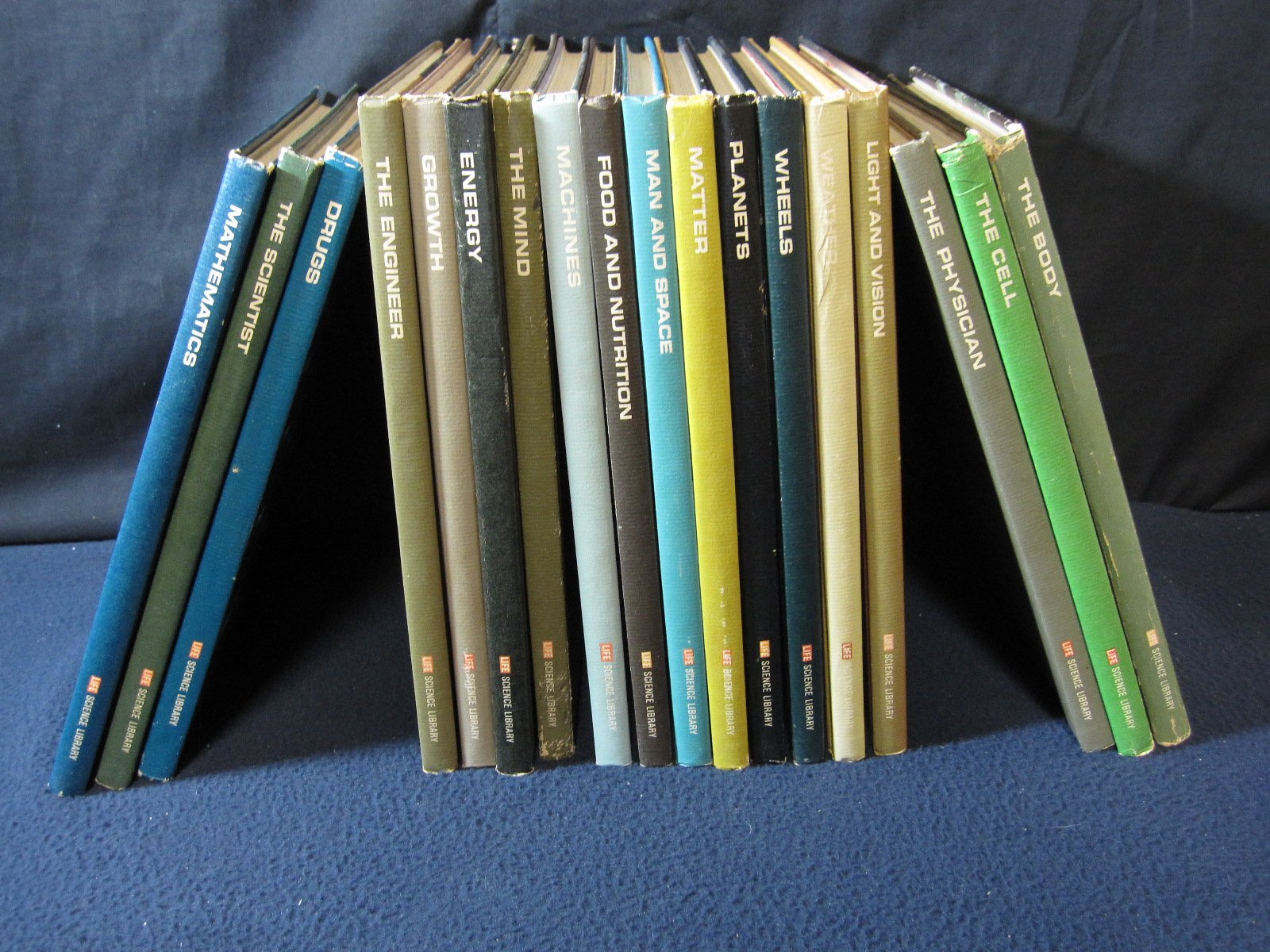 Life Science Library Complete Set – CNXJD