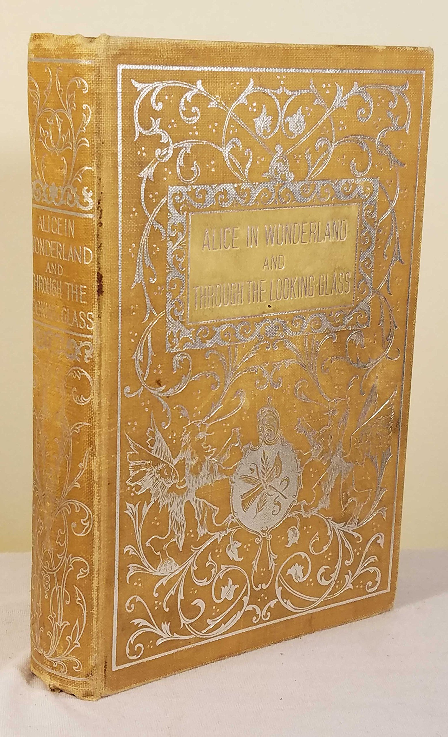Alice's Adventures in Wonderland and through the Looking Glass and What ...