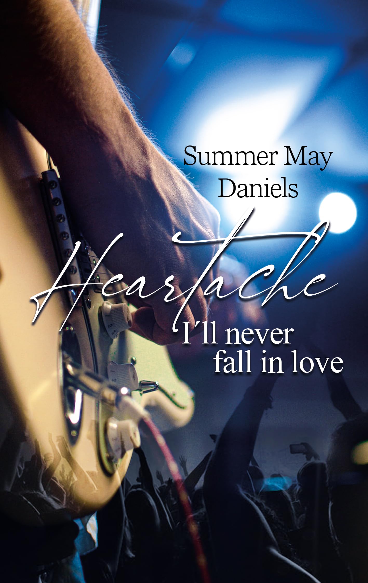 Heartache: I'll never fall in love (Two Faces 1)