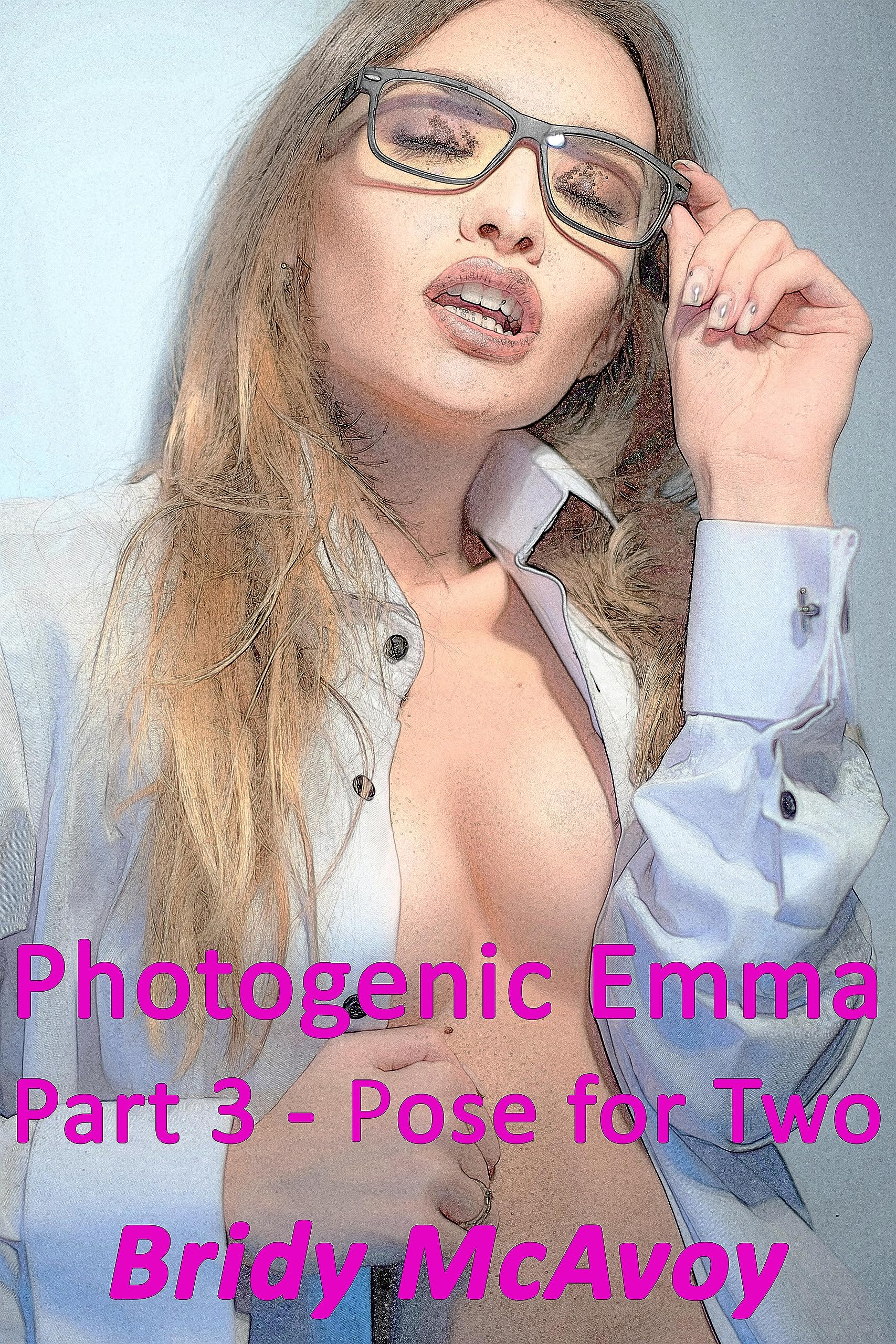 Photogenic Emma 3 - Pose For Two