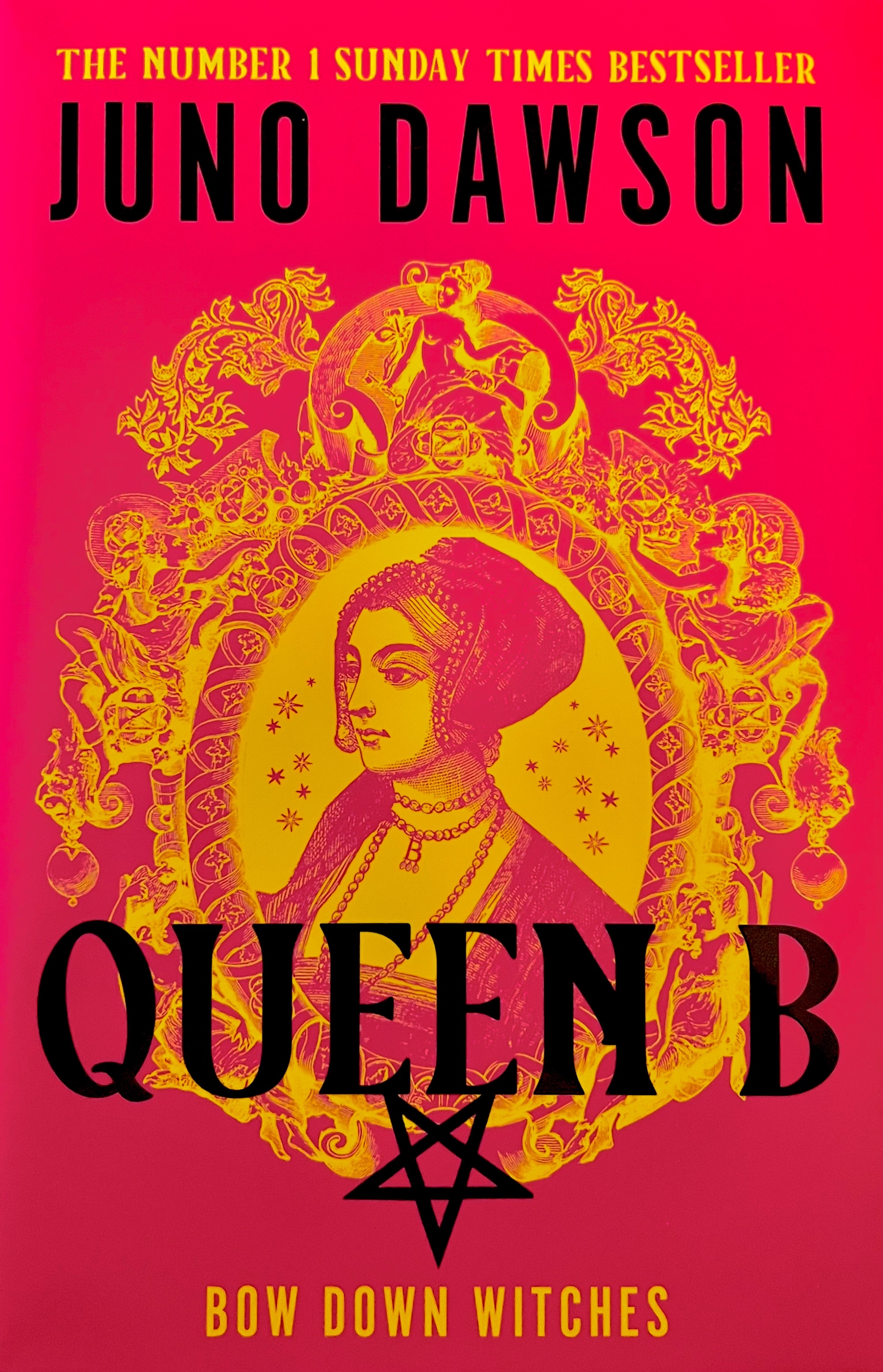 Queen B (Her Majesty's Royal Coven, #0.5)