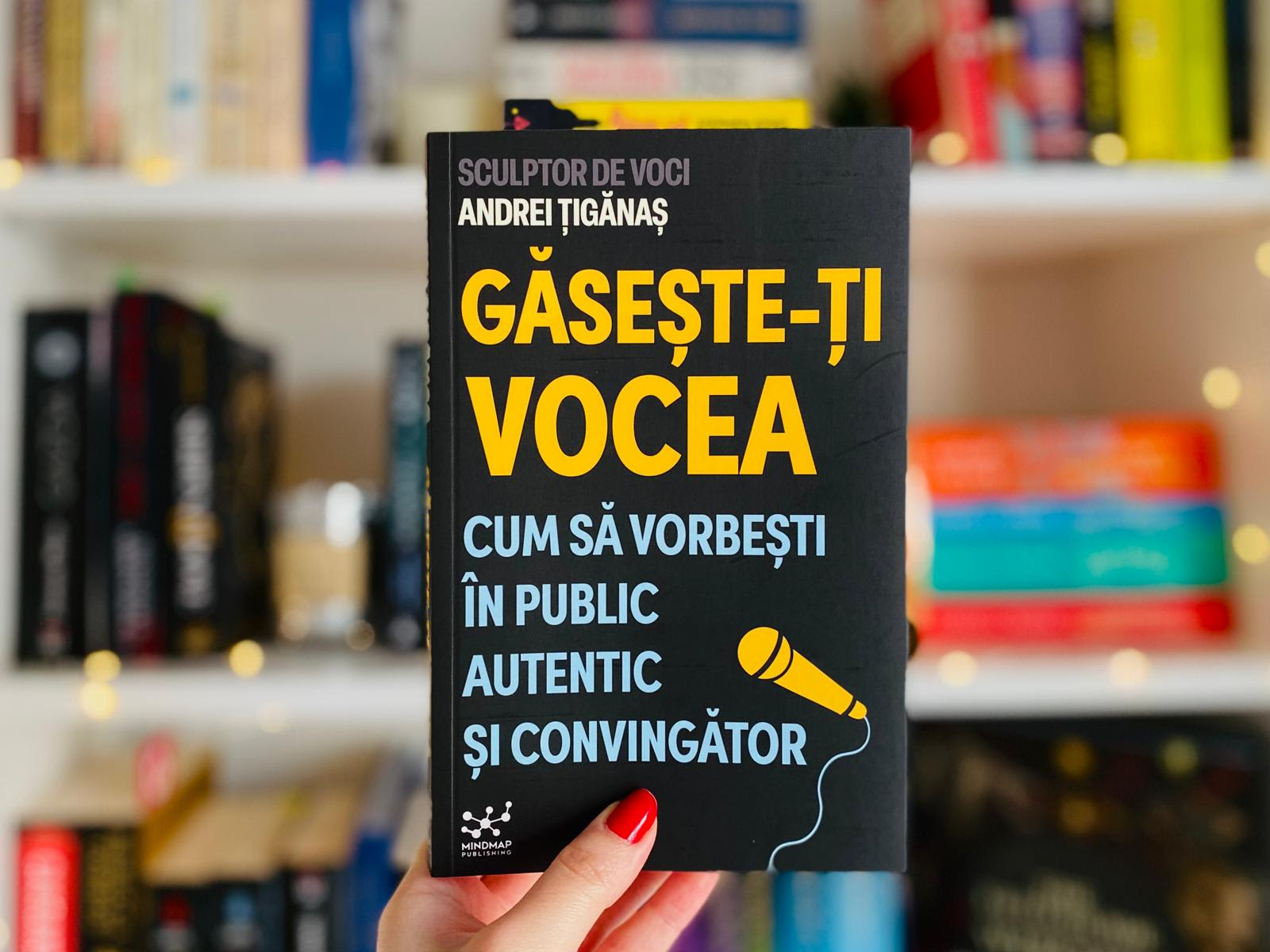 Găsește-ți vocea. Cum să vorbești în public autentic și convingător
