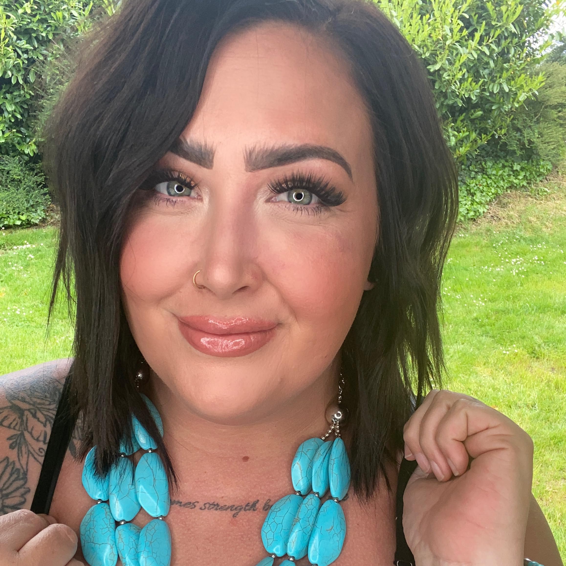 Ashley Reynolds: Social Media Influencer Spotlight - to622fi