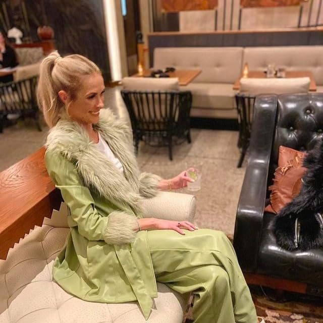 Grace Andrews's Amazon Page