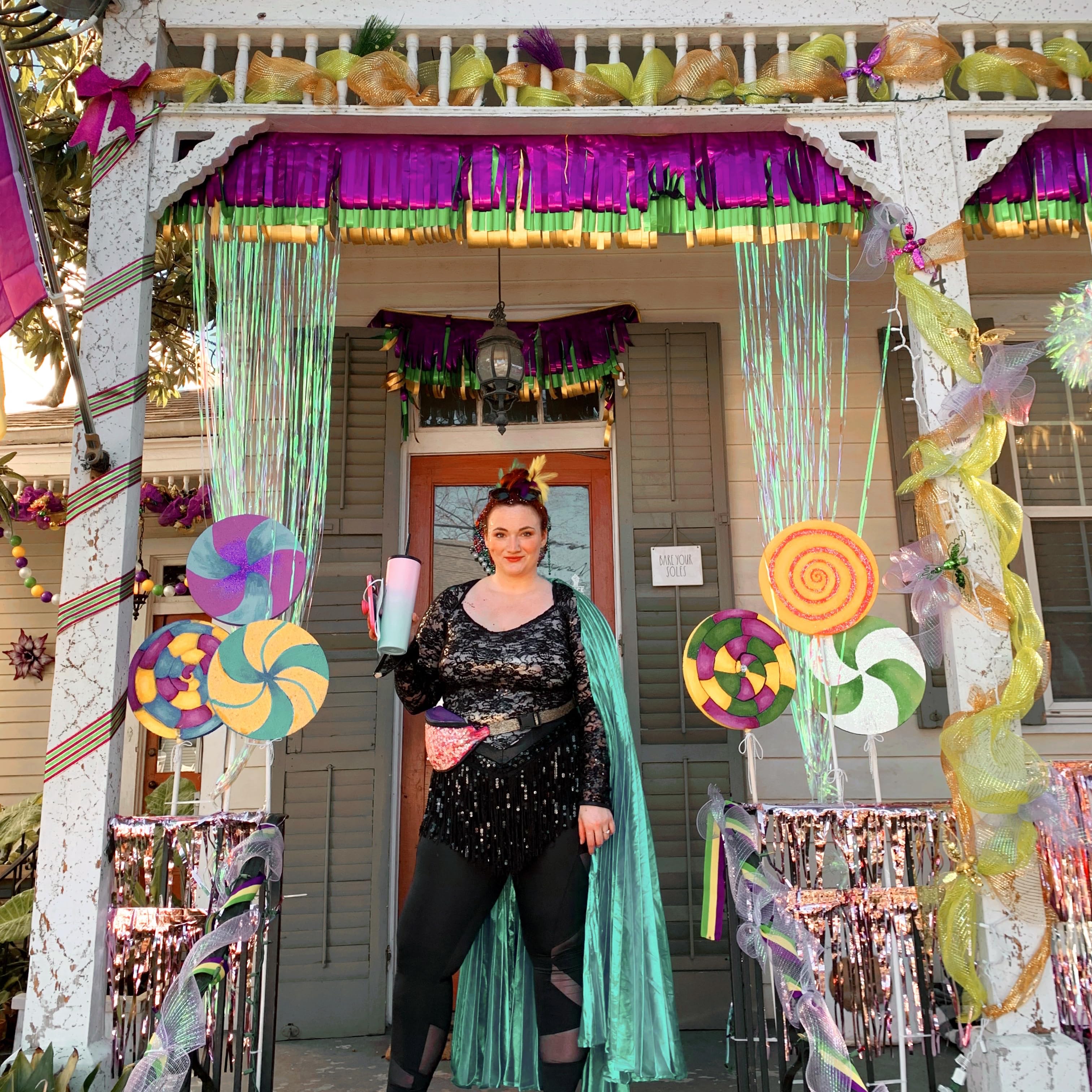 Zoë / QuarantineWino's Amazon Page