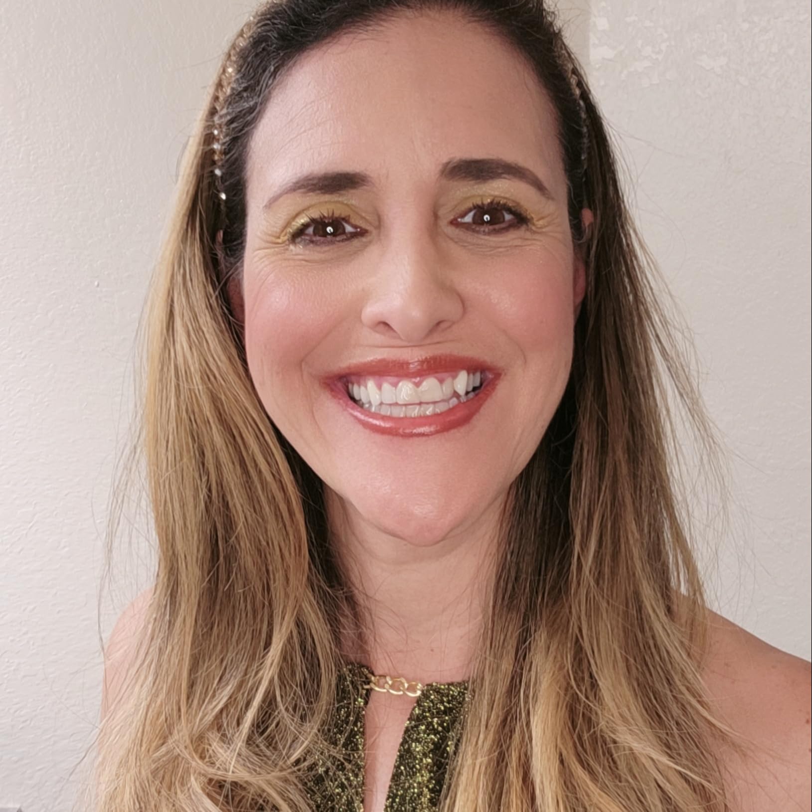 Lourdes M Del Valle's Amazon Page