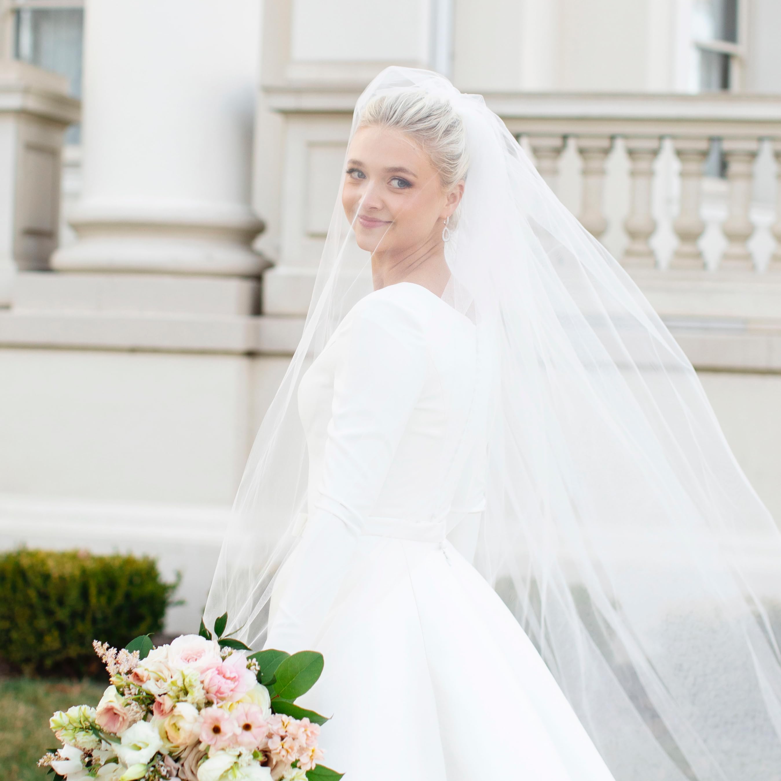 Samantha Lemmon's Amazon Page